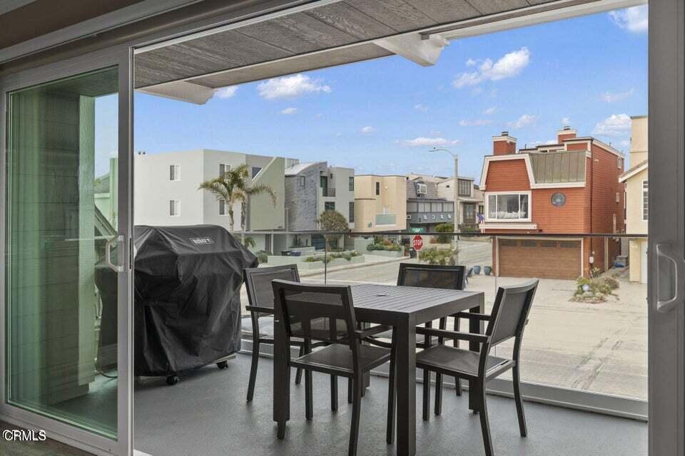 104 La Brea Street Property Photo 20