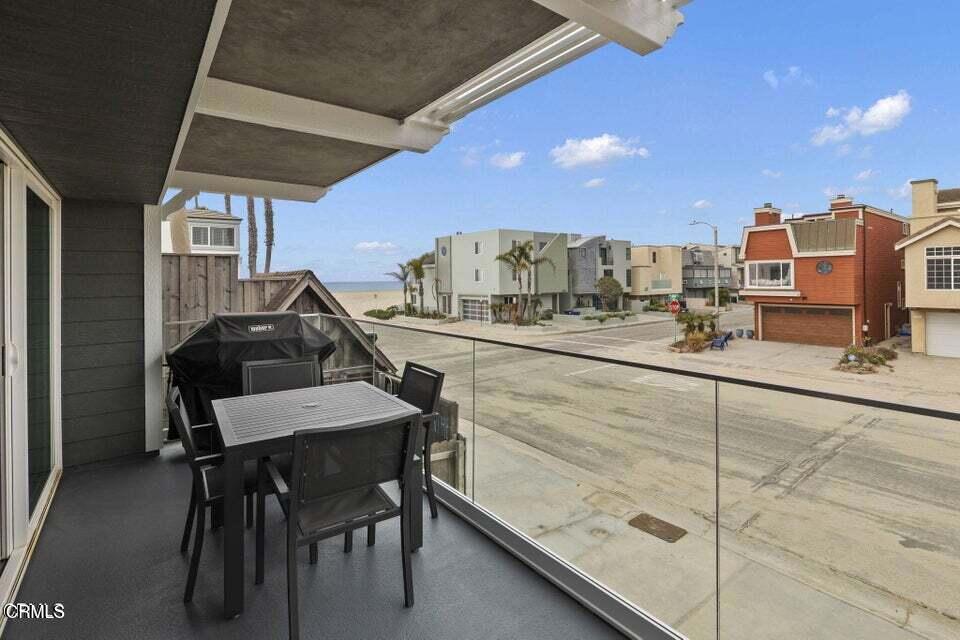 104 La Brea Street Property Photo 21