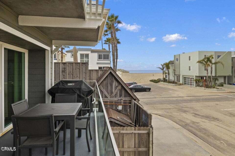 104 La Brea Street Property Photo 22