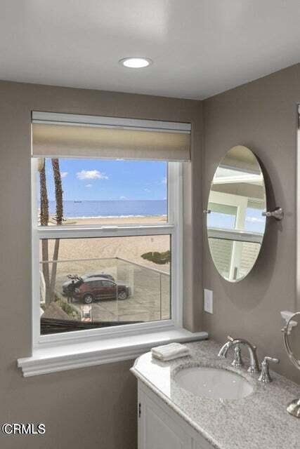 104 La Brea Street Property Photo 37