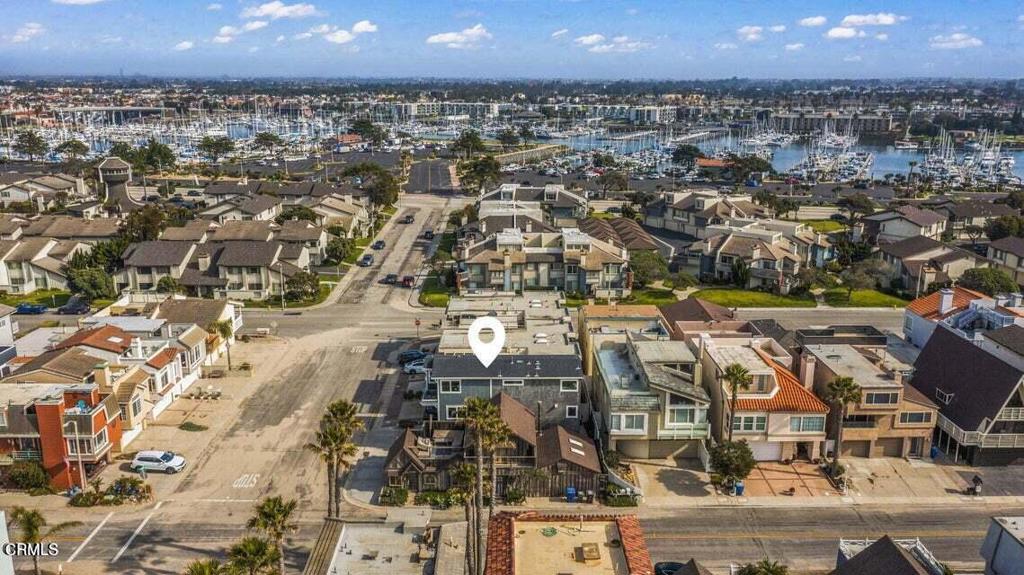104 La Brea Street Property Photo 58