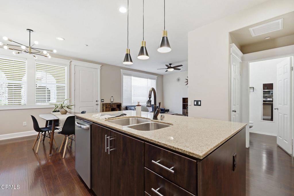 2700 Riverpark Boulevard Property Photo 8