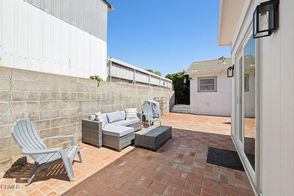 11 Palm Court Property Photo 10