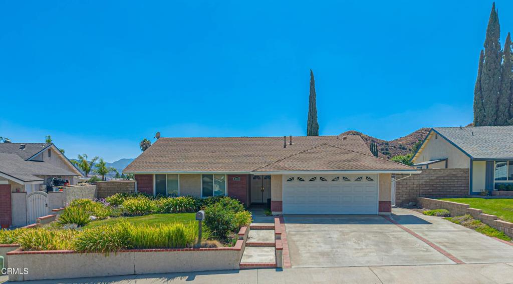 30315 Honeysuckle Hill Drive Property Photo 1