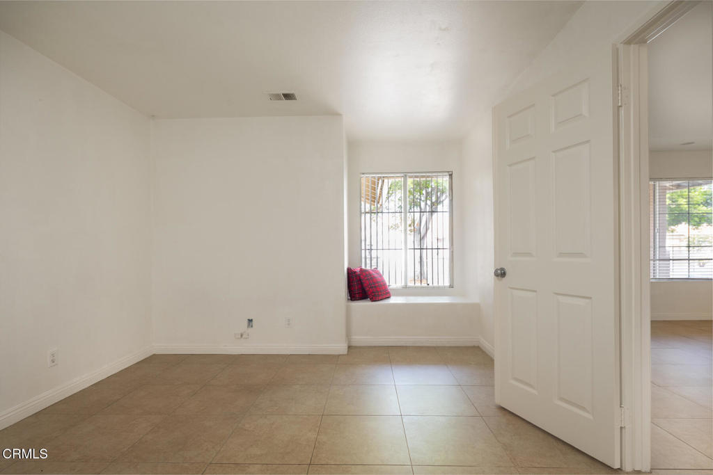 708 Binnacle Street Property Photo 8