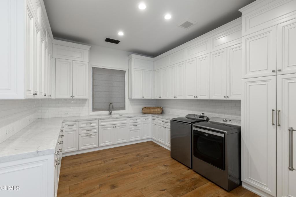 2602 Brighton Park Drive Property Photo 41