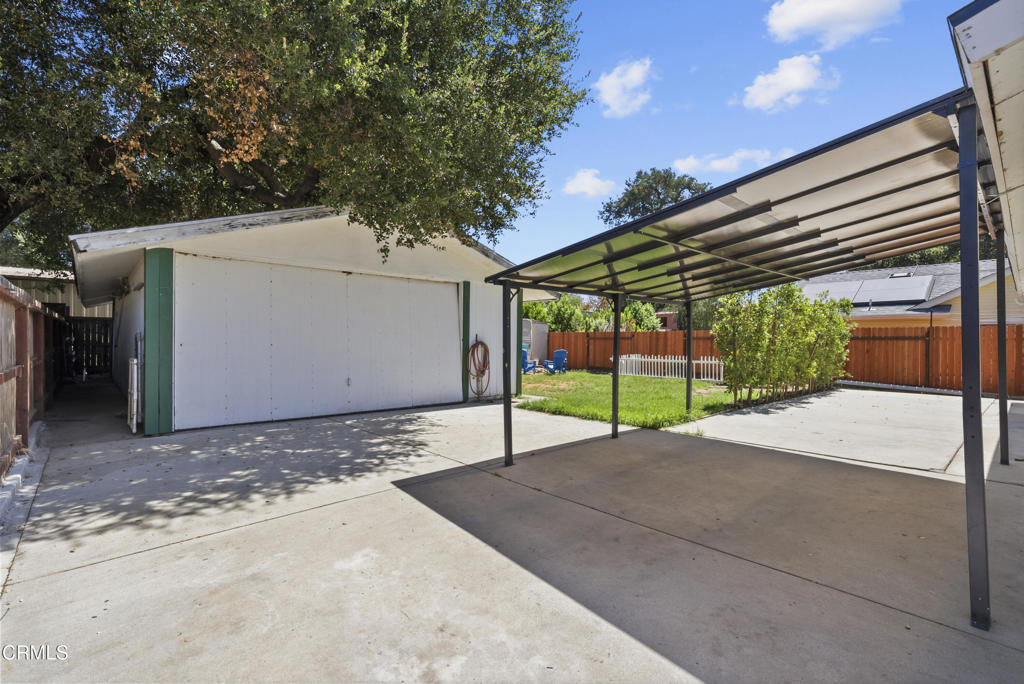 124 S Padre Juan Avenue Property Photo 29