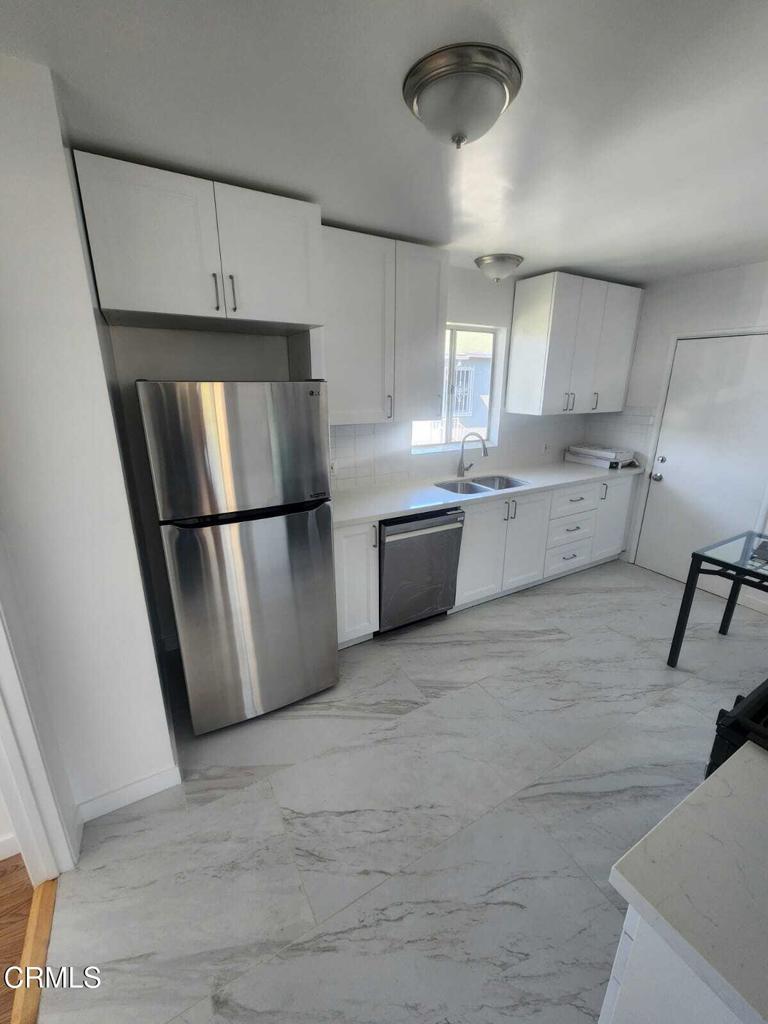 V1-38620 Property Photo 18
