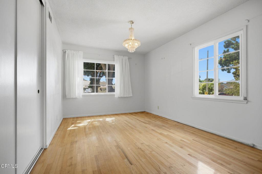 5287 Aurora Drive Property Photo 17