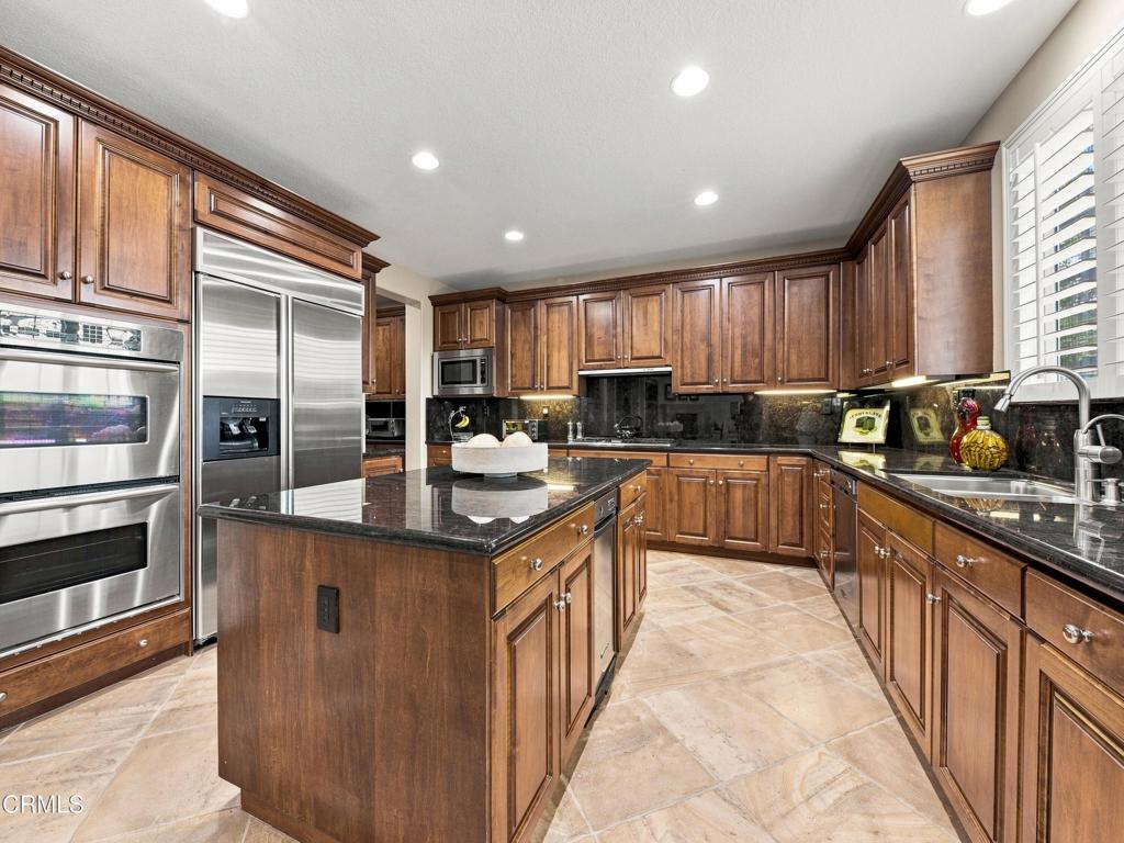 27041 Timberline Terrace Property Photo 9