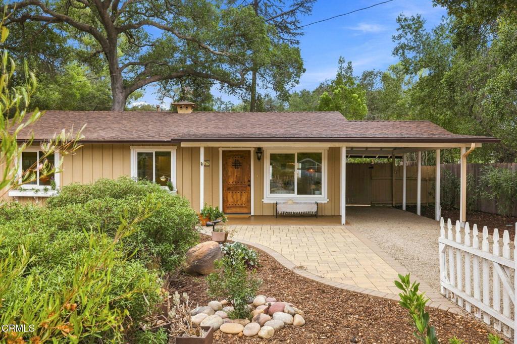 479 W Lomita Avenue Property Photo 3