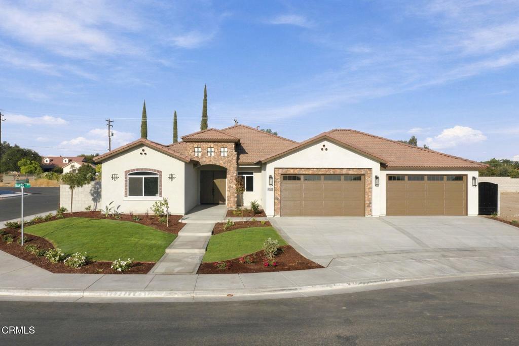 3701 Dayco Way Property Photo 1