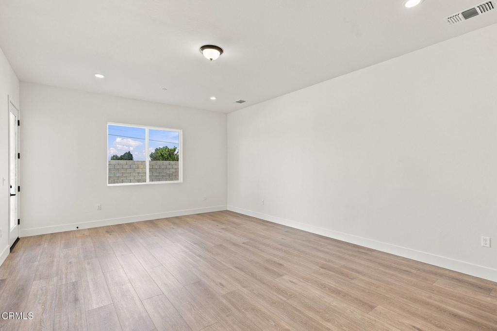 3701 Dayco Way Property Photo 25