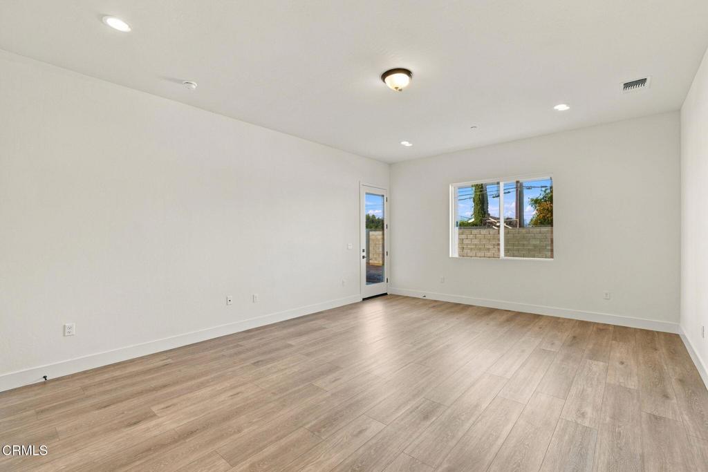 3701 Dayco Way Property Photo 26