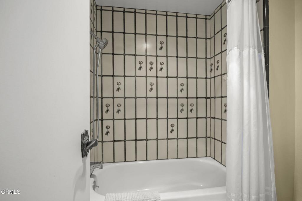 3949 Ocean Drive Property Photo 30