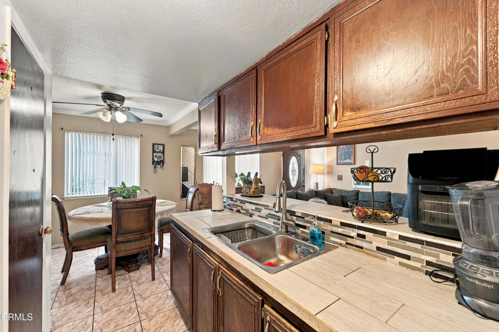 684 W Hemlock Street Property Photo 13