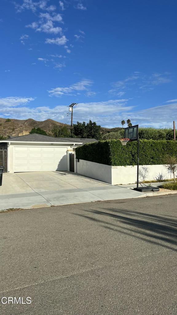 5364 Norway Drive Property Photo 1