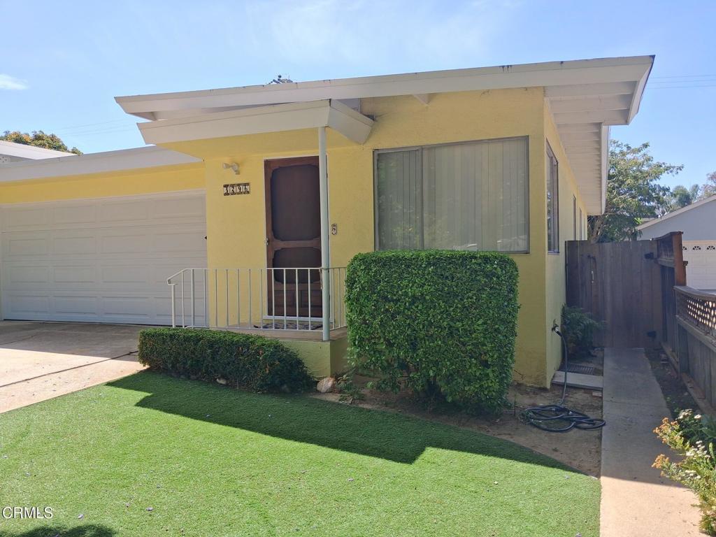 3296 San Luis Street Property Photo 1