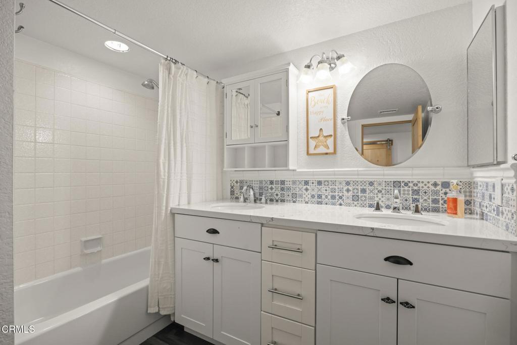 2274 Martinique Lane Property Photo 32