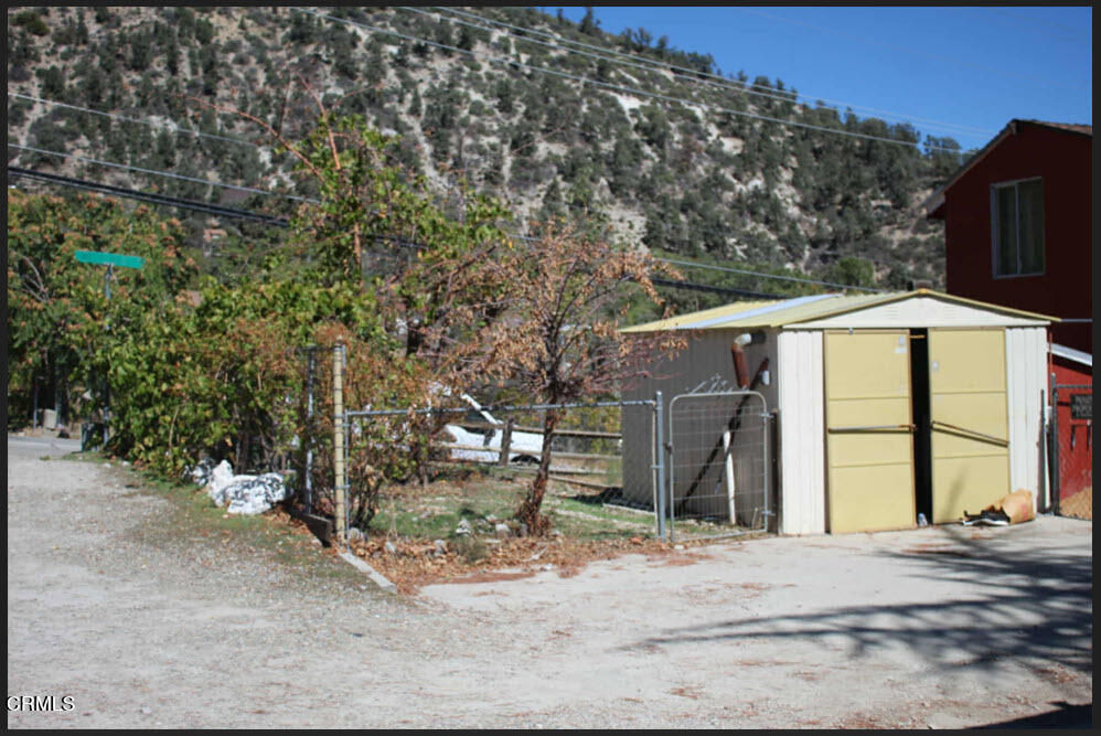 3904 Mount Pinos Way Property Photo 6