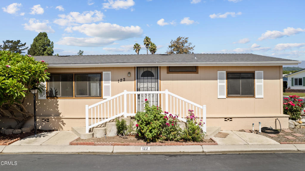975 W Telegraph Road 122 Property Photo 1