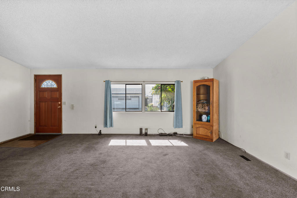 975 W Telegraph Road 122 Property Photo 6