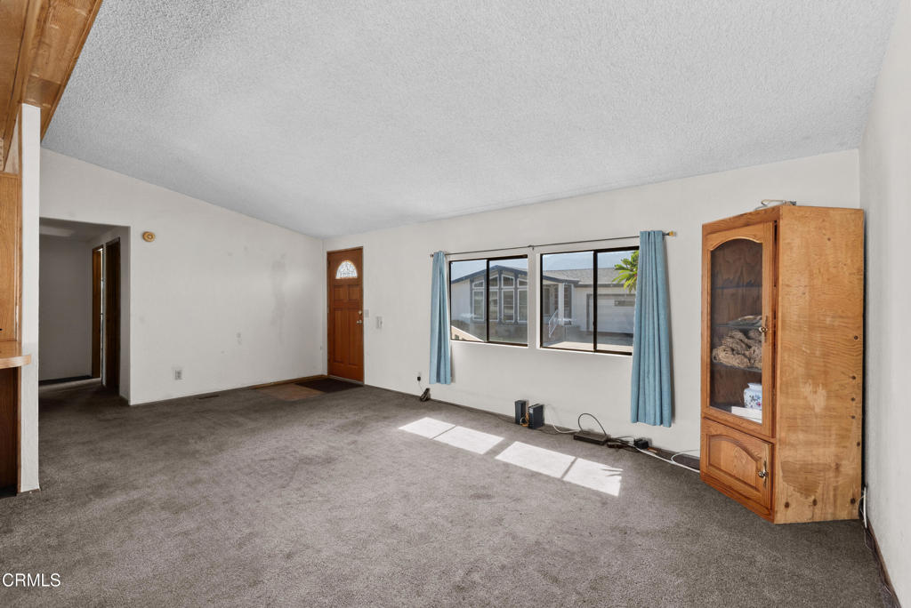 975 W Telegraph Road 122 Property Photo 7