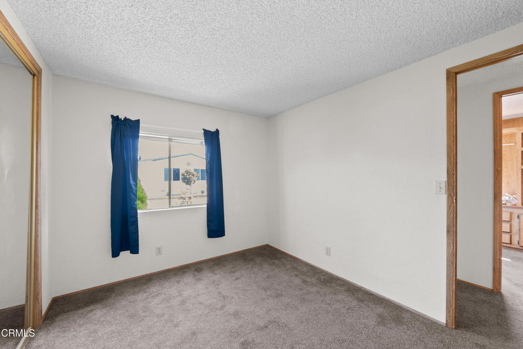 975 W Telegraph Road 122 Property Photo 25