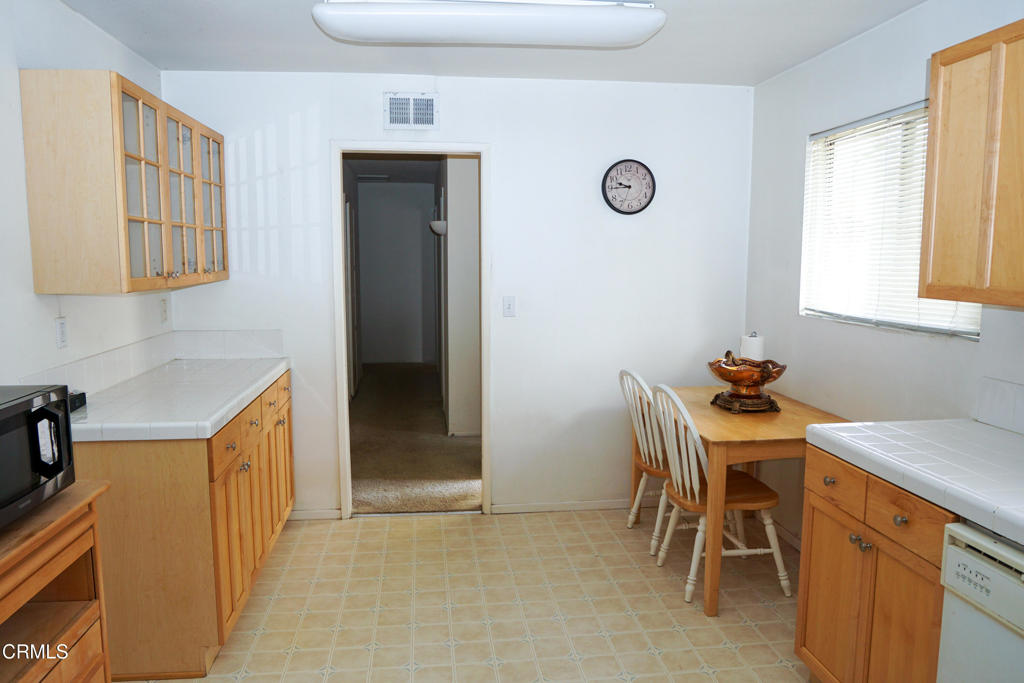 607 Calle Tulipan Property Photo 3
