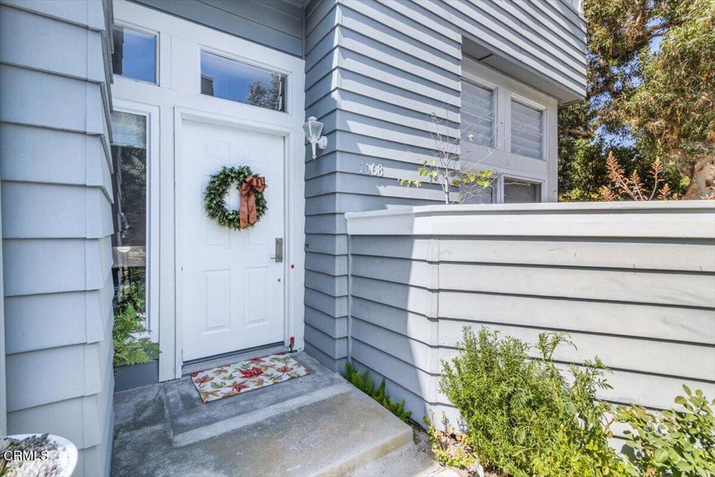 1068 Stravinsky Lane Property Photo 3