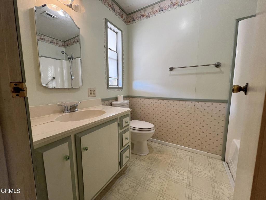1150 Ventura Boulevard 90 Property Photo 15