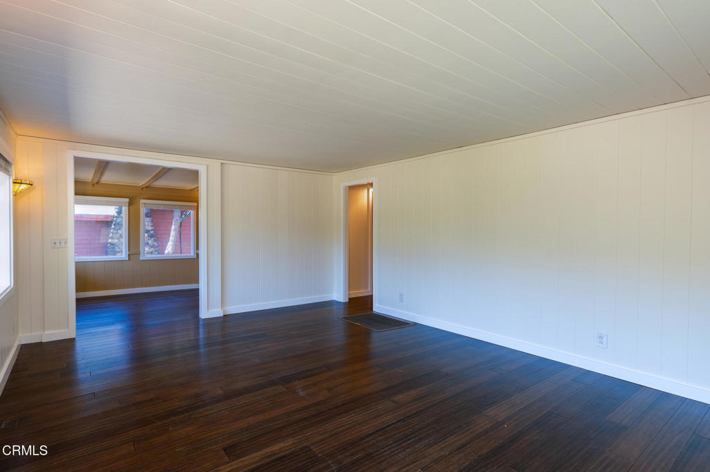 8111 Santa Ana Road Property Photo 5