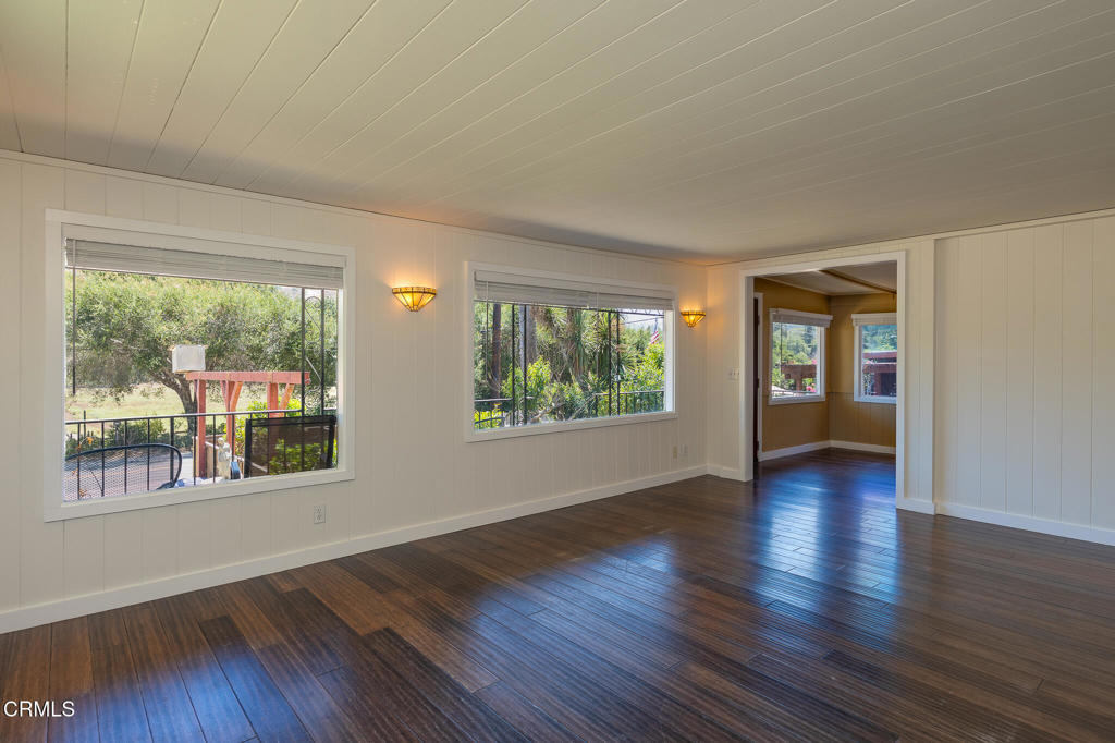 8111 Santa Ana Road Property Photo 6