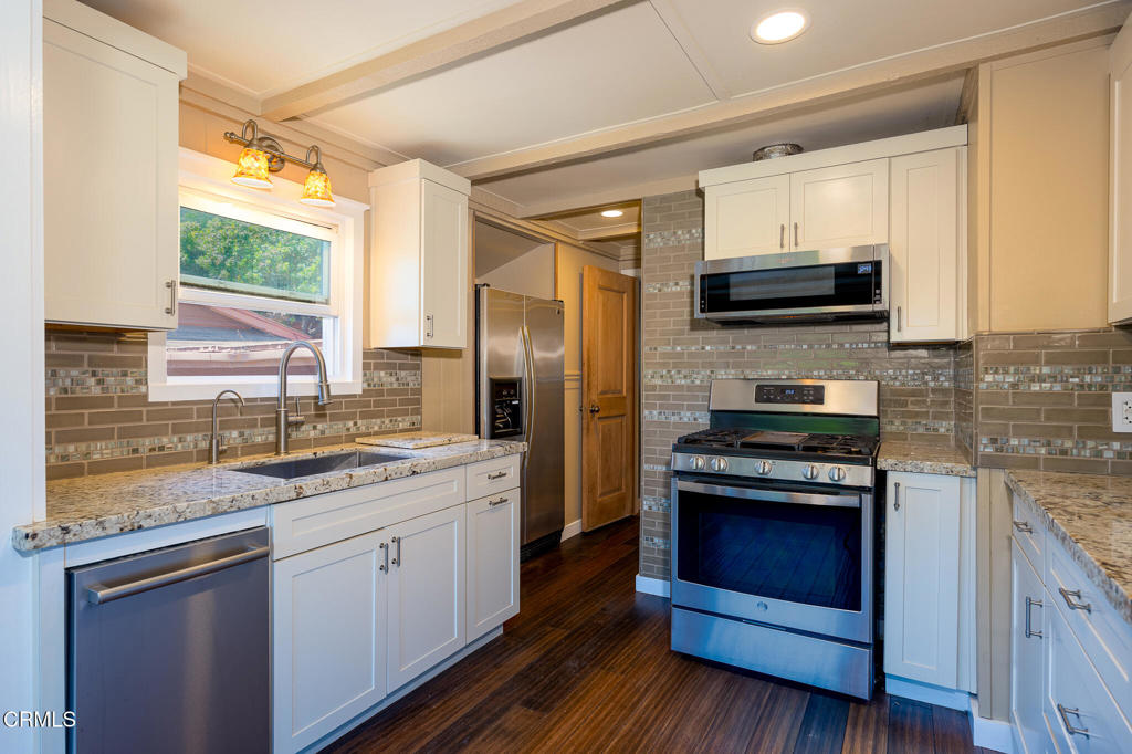 8111 Santa Ana Road Property Photo 8