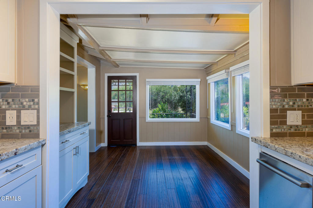 8111 Santa Ana Road Property Photo 10
