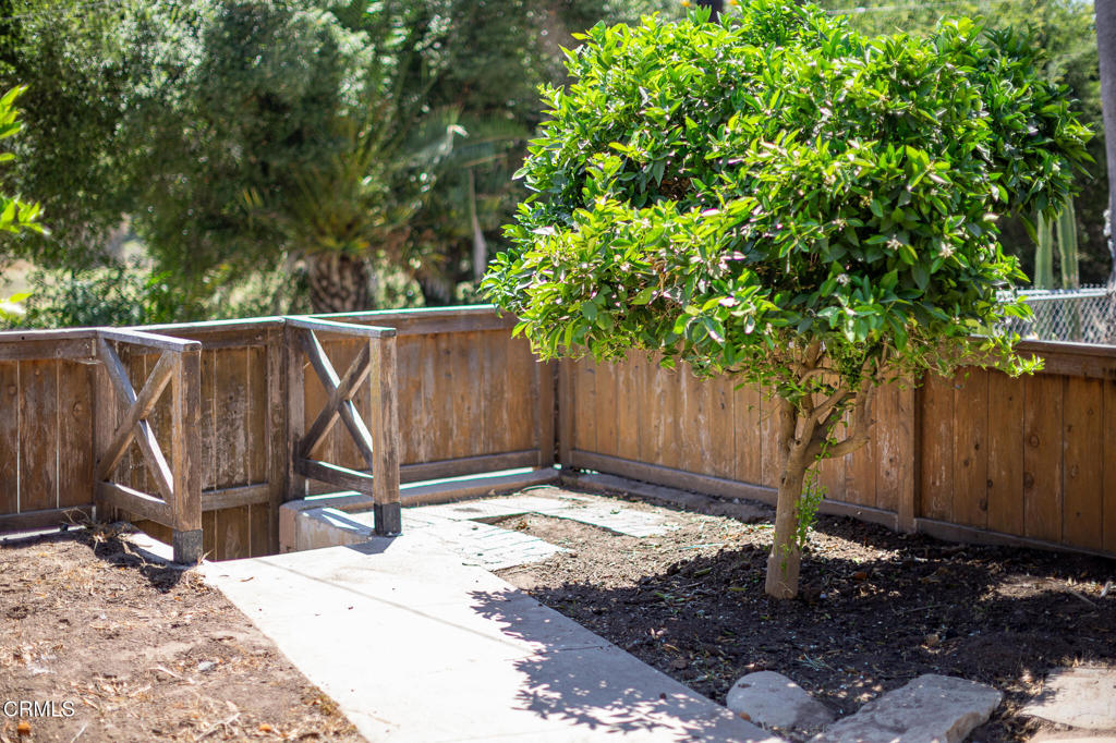 8111 Santa Ana Road Property Photo 21