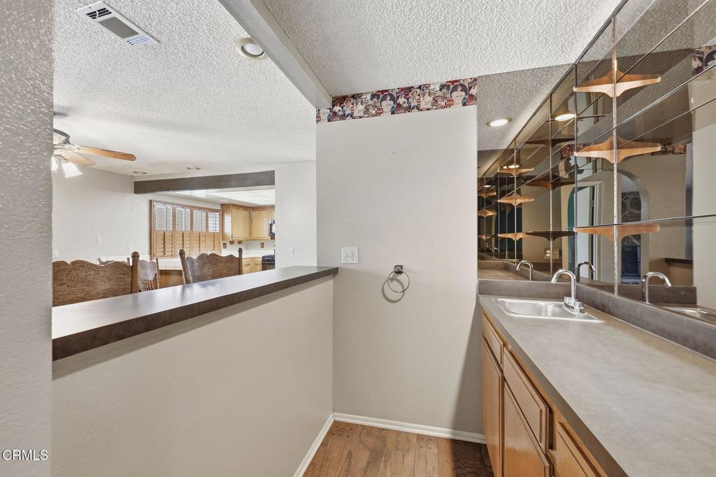 1122 Casitas Court Property Photo 16