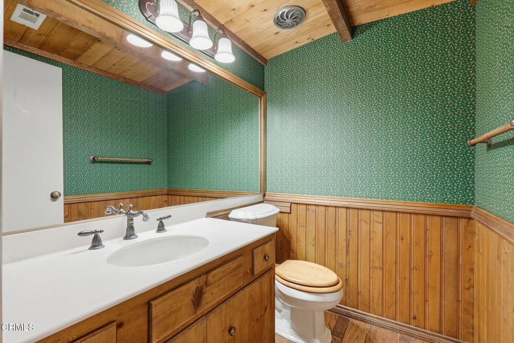 1122 Casitas Court Property Photo 17