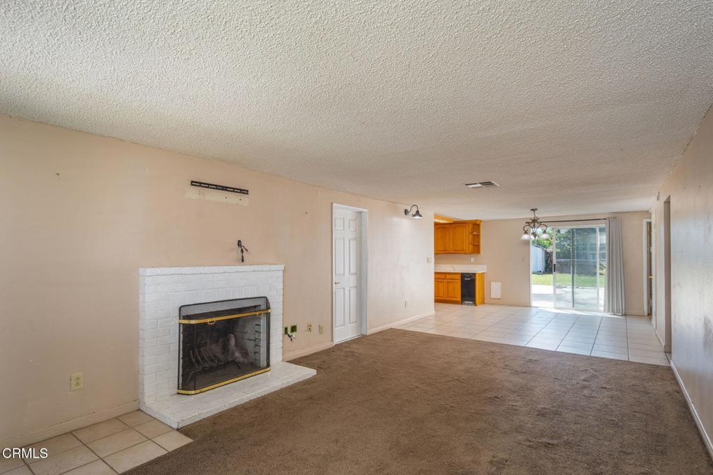 218 Warren Avenue Property Photo 8