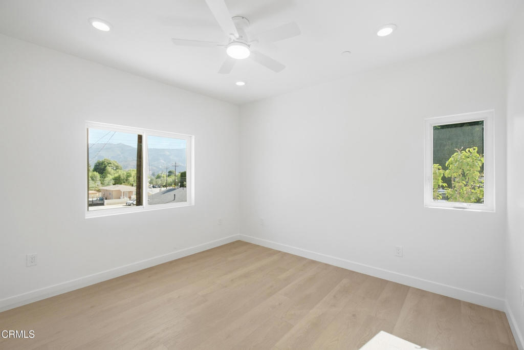 923 N Main Property Photo 25