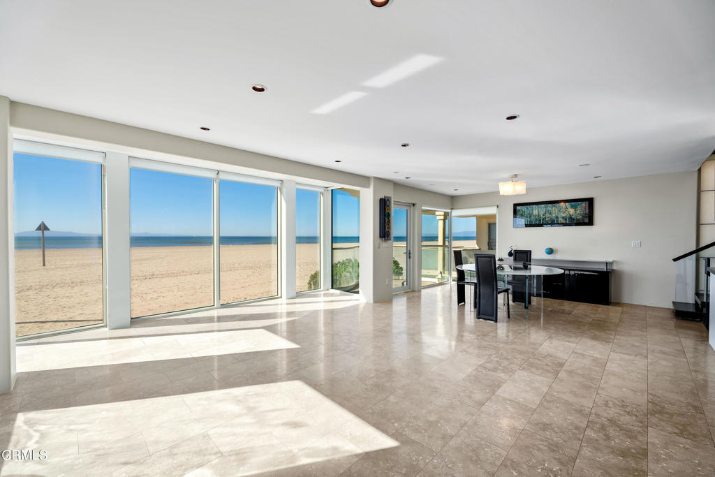 4015 Ocean Drive Property Photo 10