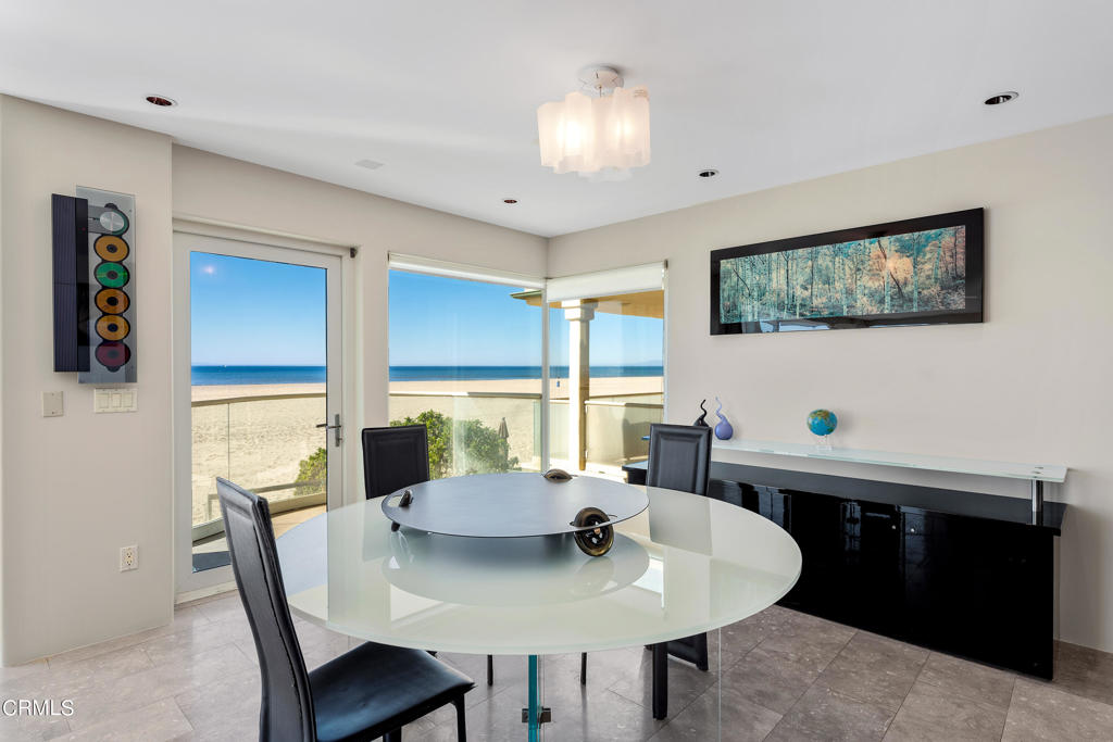 4015 Ocean Drive Property Photo 11