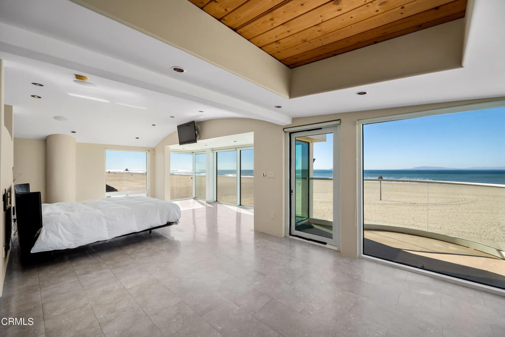 4015 Ocean Drive Property Photo 25