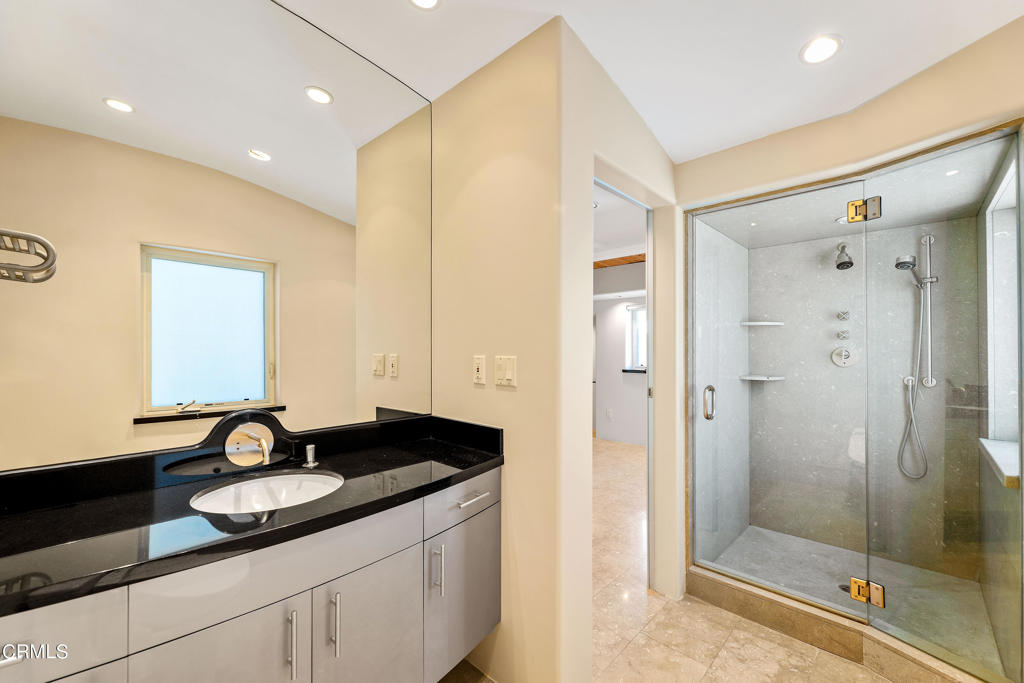 4015 Ocean Drive Property Photo 32