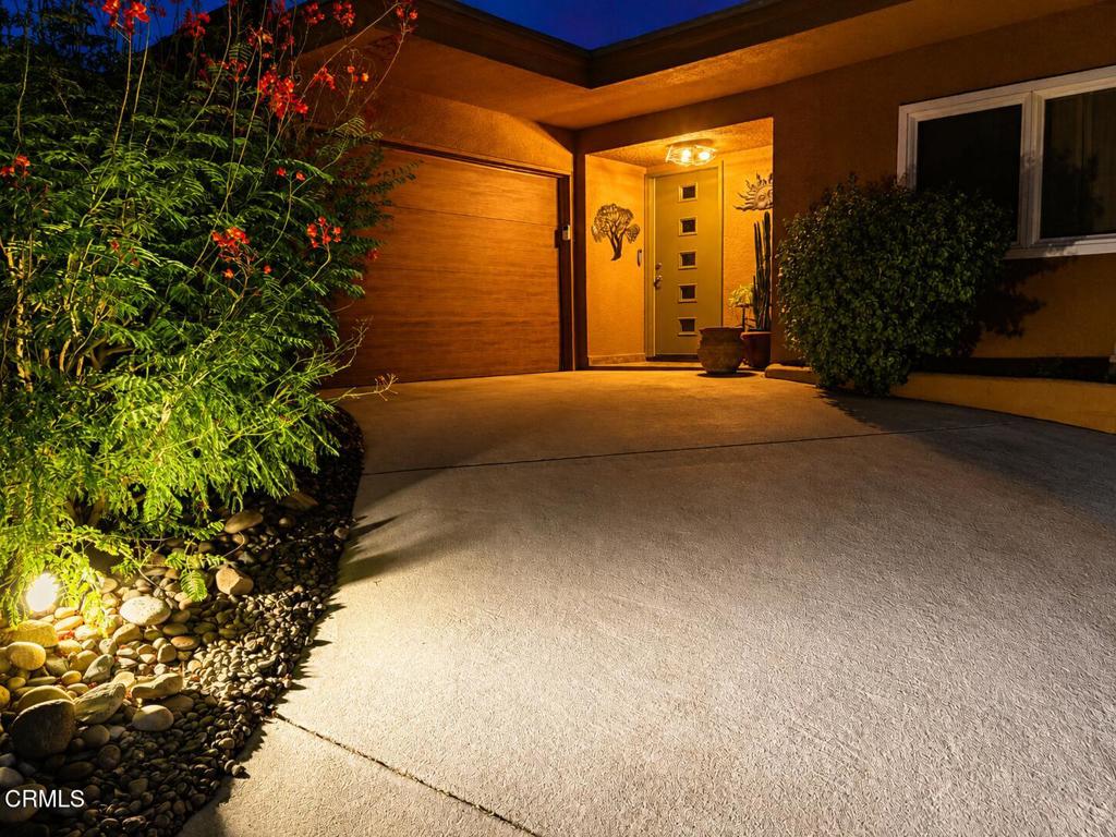 46265 Burroweed Lane Property Photo 2