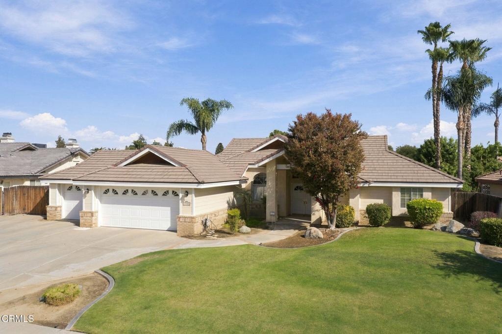 14608 Orchard Crest Avenue Property Photo 4