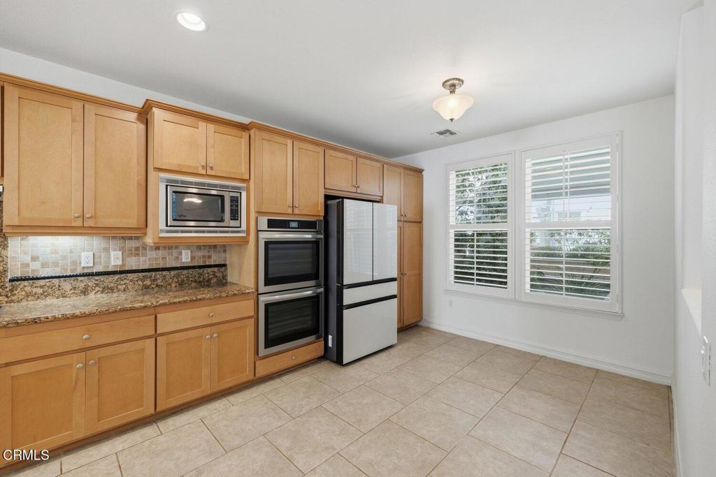 1423 Windshore Way Property Photo 14