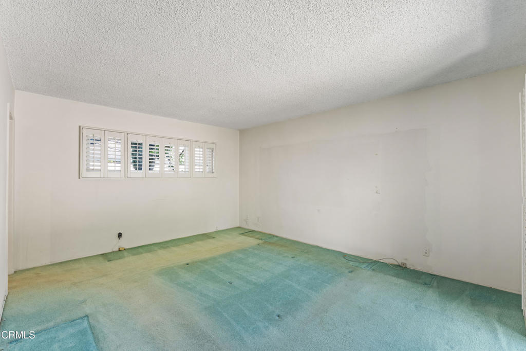 17518 Index Street Property Photo 28