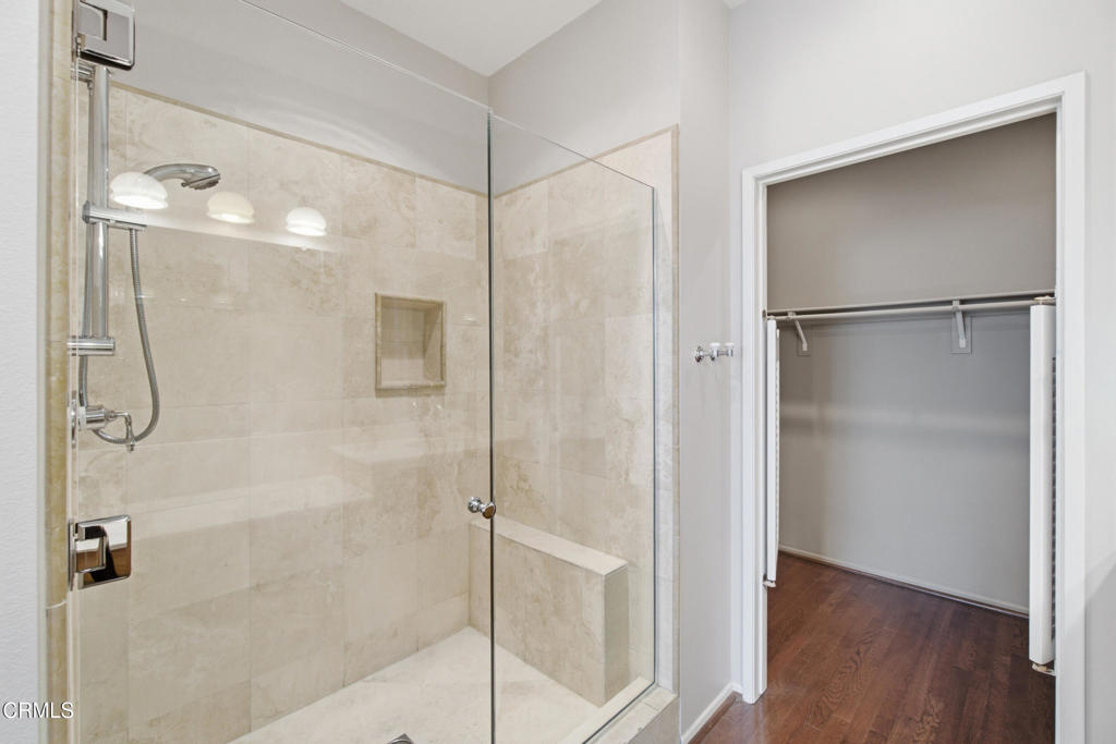 714 Seneca Street Property Photo 13