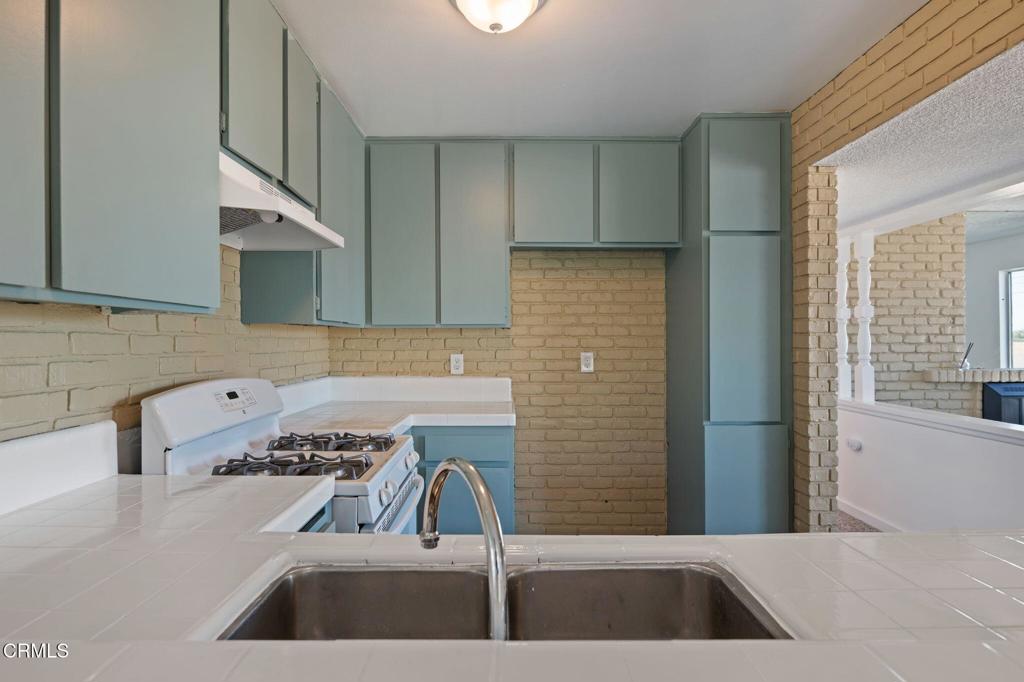 1430 Friedrich Lane A Property Photo 12